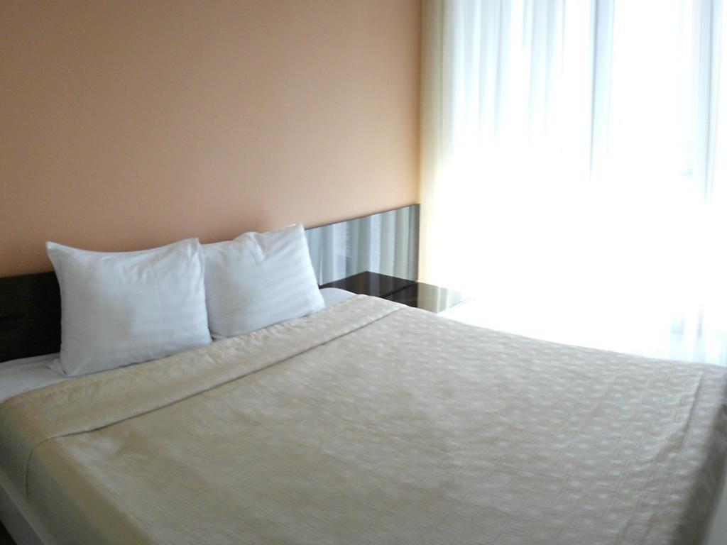 Arzakan Akhtamar Hotel Cjsc الغرفة الصورة