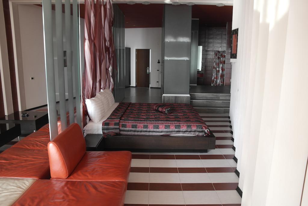 Arzakan Akhtamar Hotel Cjsc الغرفة الصورة