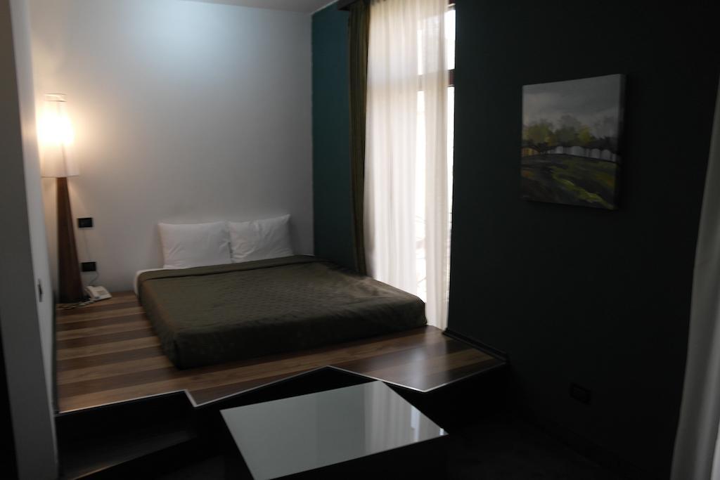 Arzakan Akhtamar Hotel Cjsc الغرفة الصورة